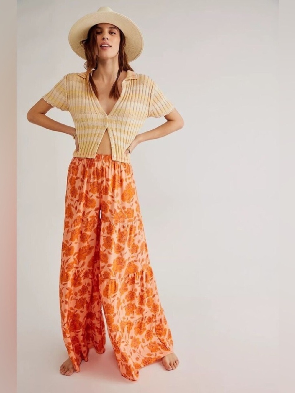 Jen’s Pirate Booty electro floral seadrift flare pants M/L NWT